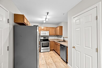 Maple Village Condominium unit 2305, Peabody, MA 01960 - photo 6