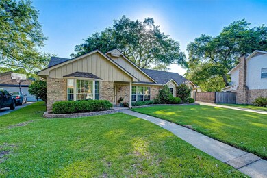 5307 Winding Way Dr, Houston, TX 77091 - photo 3