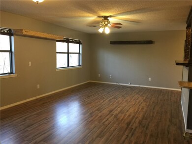 18 Clevedon Cir, Bella Vista, AR 72715 - photo 5