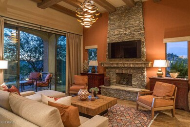 05FamilyRoom