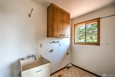 256 Squaxin Pl, La Conner, WA 98257 - photo 7