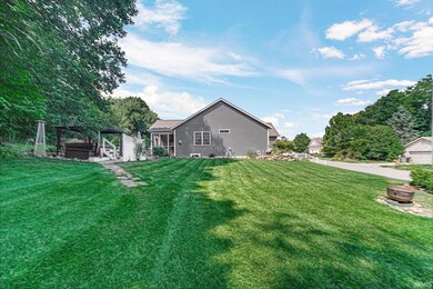 32752 Nature View Dr, New Carlisle, IN 46552 - photo 5