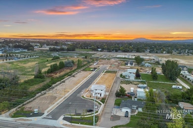 45 N Feather Reed Ave, Meridian, ID 83642 - photo 4