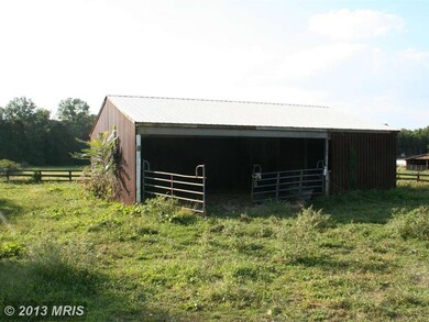 4814 Pleasant Valley Rd, Chantilly, VA 20151 - photo 6