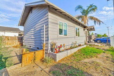 408 N Orchard St, Fresno, CA 93701 - photo 4