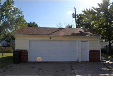 Two Car Detached Garage! Garage has a separate 100