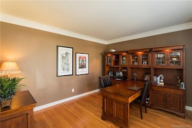 The perfect place to conduct business!  This offic