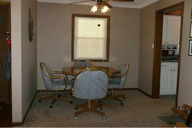 4222 Aurora Ave, Des Moines, IA 50310 - photo 6