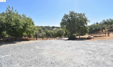 13893 Tuolumne Rd, Sonora, CA 95370 - photo 6