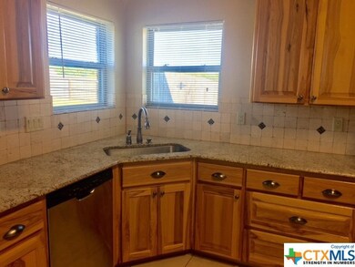 1116 Myrtle Dr, Copperas Cove, TX 76522 - photo 3