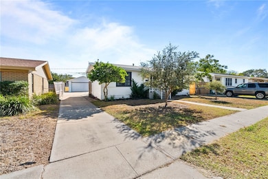 1214 Stratton Dr, Corpus Christi, TX 78412 - photo 3