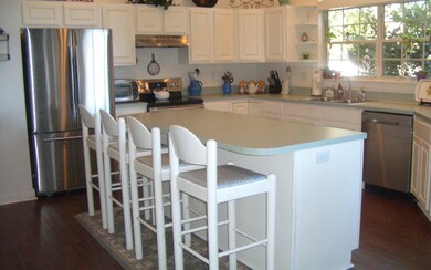 942 NW Scenic Lake Dr, Lake City, FL 32055 - photo 3