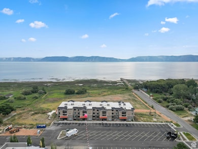 35 E 150 S unit 302C, Garden City, UT 84028 - photo 5