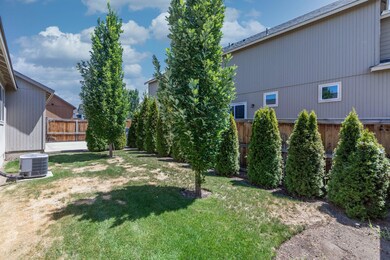 35thStSideYard4