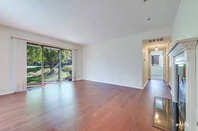 1251 Williamsburg Dr unit D-1, Schaumburg, IL 60193 - photo 5