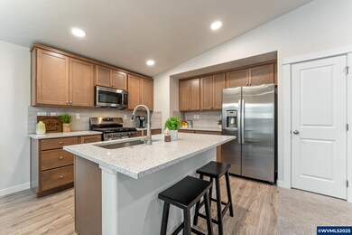 4750 Finch SE, Albany, OR 97322 - photo 4