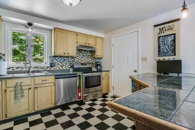 12 Summit kitchen