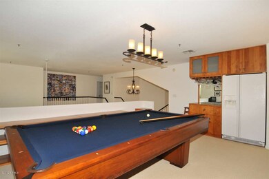 Loft 1