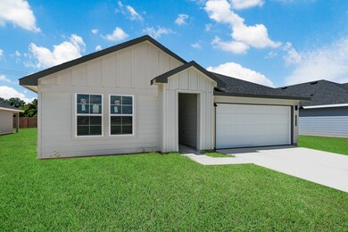 1028 Great Barracuda Ln, Alvin, TX 77511 - photo 3