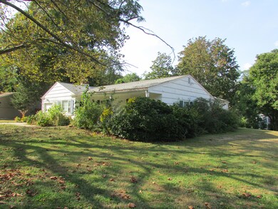 20 Cherry Tree Ln, Middletown, NJ 07748 - photo 3