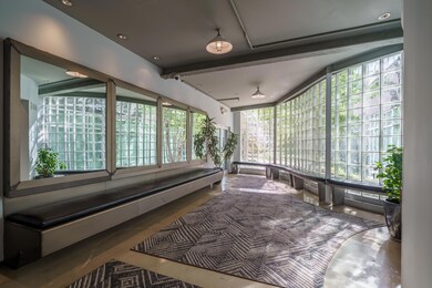 60 E Spring St #204_MLS_04