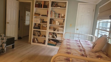 Bedroom #2a