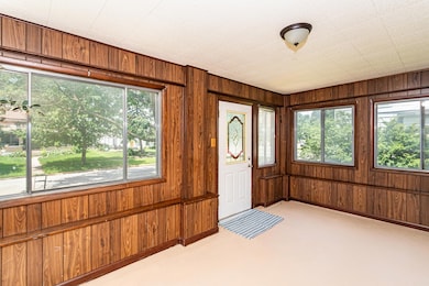 3 Seasons Porch