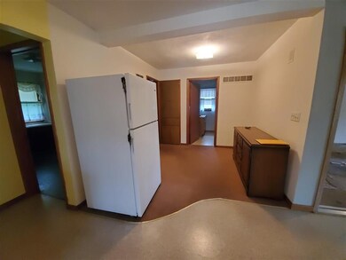 115 State St, West Union, IA 52175 - photo 5