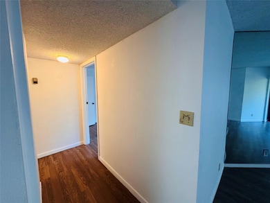 Presidential Golfview unit 2040, West Palm Beach, FL 33401 - photo 6