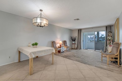 2775 Dudley Dr W unit D, West Palm Beach, FL 33415 - photo 7