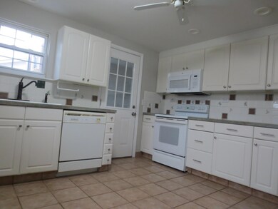 1345 Tiverton Square N, Columbus, OH 43229 - photo 5