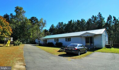 25464 Jones Wharf Rd, Hollywood, MD 20636 - photo 2