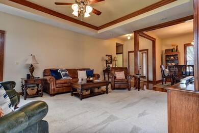 601 N Lincoln-24