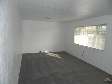 1521 D St, Wasco, CA 93280 - photo 4