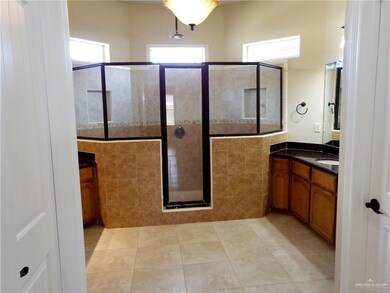 405 W Eller Ave, Pharr, TX 78577 - photo 7