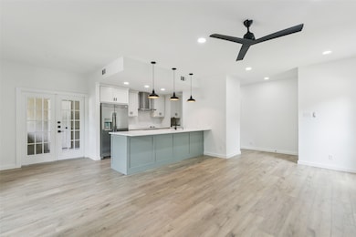 8601 Park Ln unit 121A, Dallas, TX 75231 - photo 4