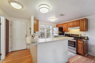 1504 S Ouray Cir unit D, Aurora, CO 80017 - photo 7