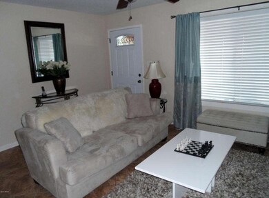LIVING ROOM 4