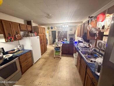 1733 Smith County Road 581, Raleigh, MS 39153 - photo 6