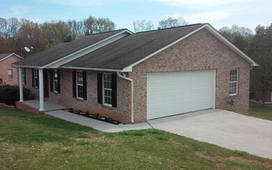 7410 Zach Ln, Corryton, TN 37721 - photo 2