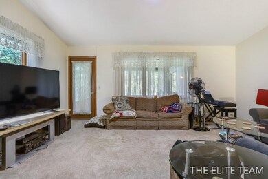 592 Idlewild Ct SW, Byron Center, MI-8