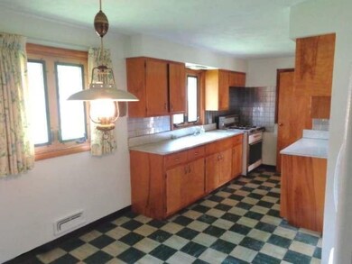 1021 N 13th St, Niles, MI 49120 - photo 7