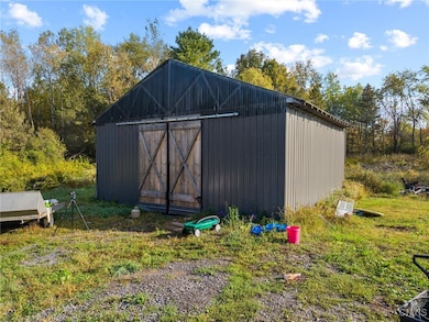 260 Hinman Rd, Pulaski, NY 13142 - photo 6