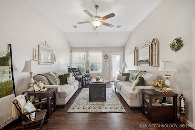 14659 S Nyssa Place, Glenpool, OK 74033 - photo 6