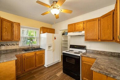 1508 E 30th St, Des Moines, IA 50317 - photo 5