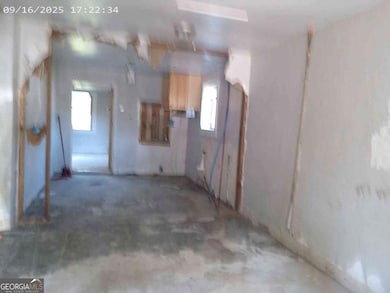 819 S McDonald St, Ludowici, GA 31316 - photo 3