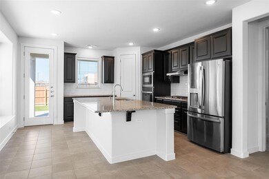 121 Rangel Dr, Liberty Hill, TX 78642 - photo 6