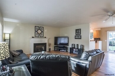 563 Elm St, Lyons, OR 97358 - photo 4