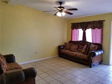 7942 Parral Dr, El Paso, TX 79915 - photo 2