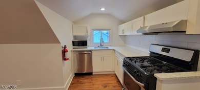 18 Olive St, Bloomfield, NJ 07003 - photo 2